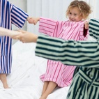 Badrock Poncho Naram Rosa/Röd 5-7 år