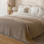 Sengeteppe Francis 240x240 cm beige