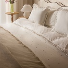 Sengeteppe Francis 240x240 cm beige
